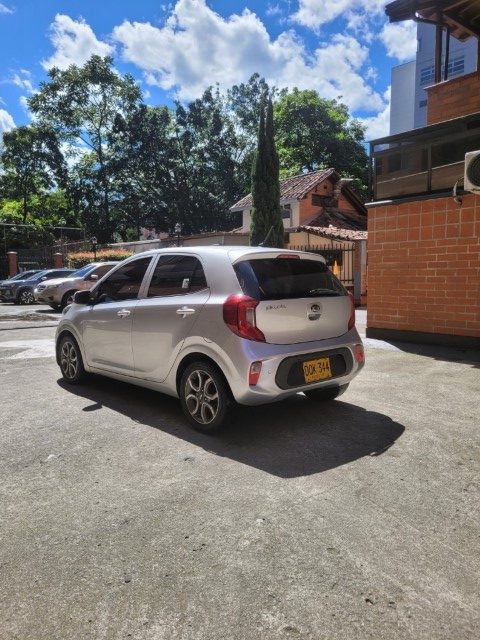 Kia PICANTO 2018 (2)